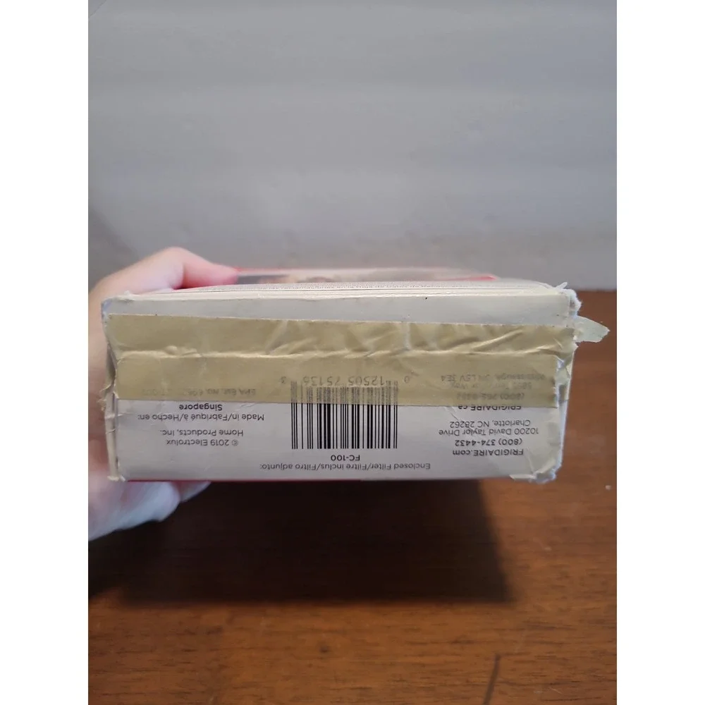 Frigidaire WF2CB PureSource2 Water & Ice Refrigerator Filter Open Box